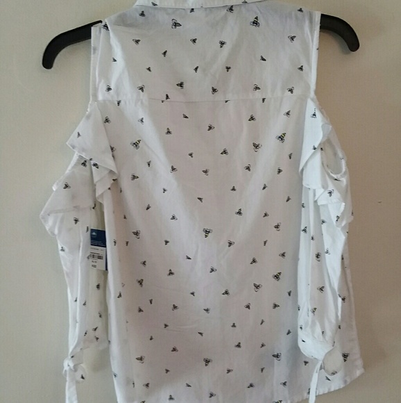 ARIZONA GIRLS COLD SHOULDER RUFFLE TOP - Picture 2 of 5